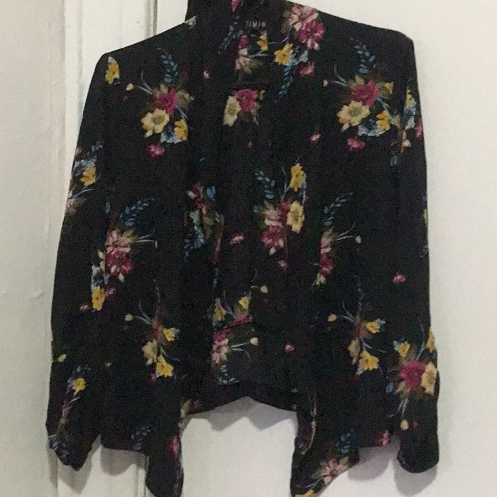 Long sleeved Black cardigan with flowers